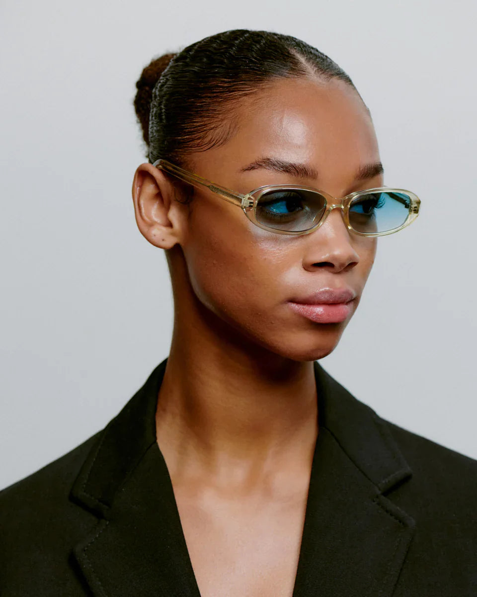 Macy Sunglasses - Ecru Transparent