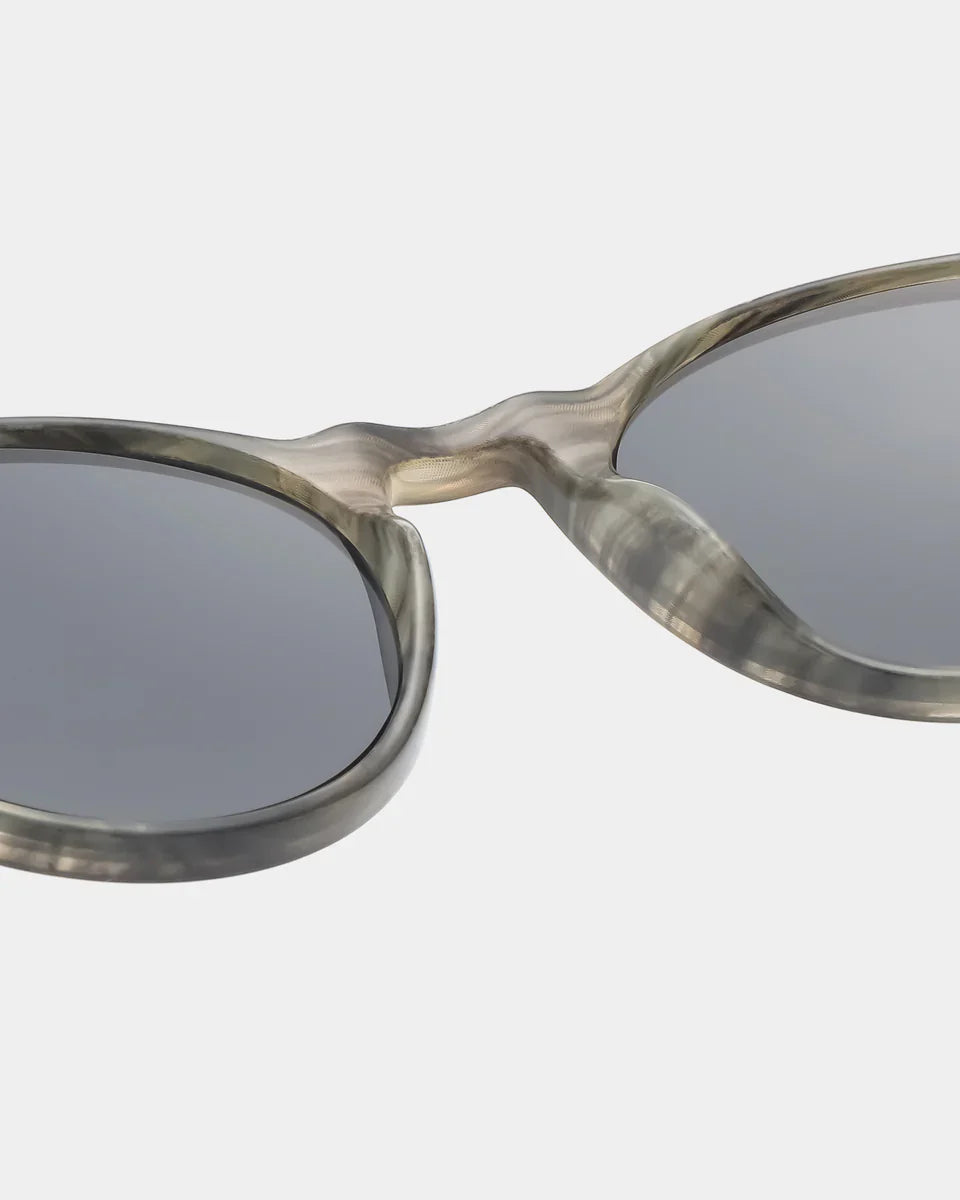 Marvin Sunglasses - Striped Horn